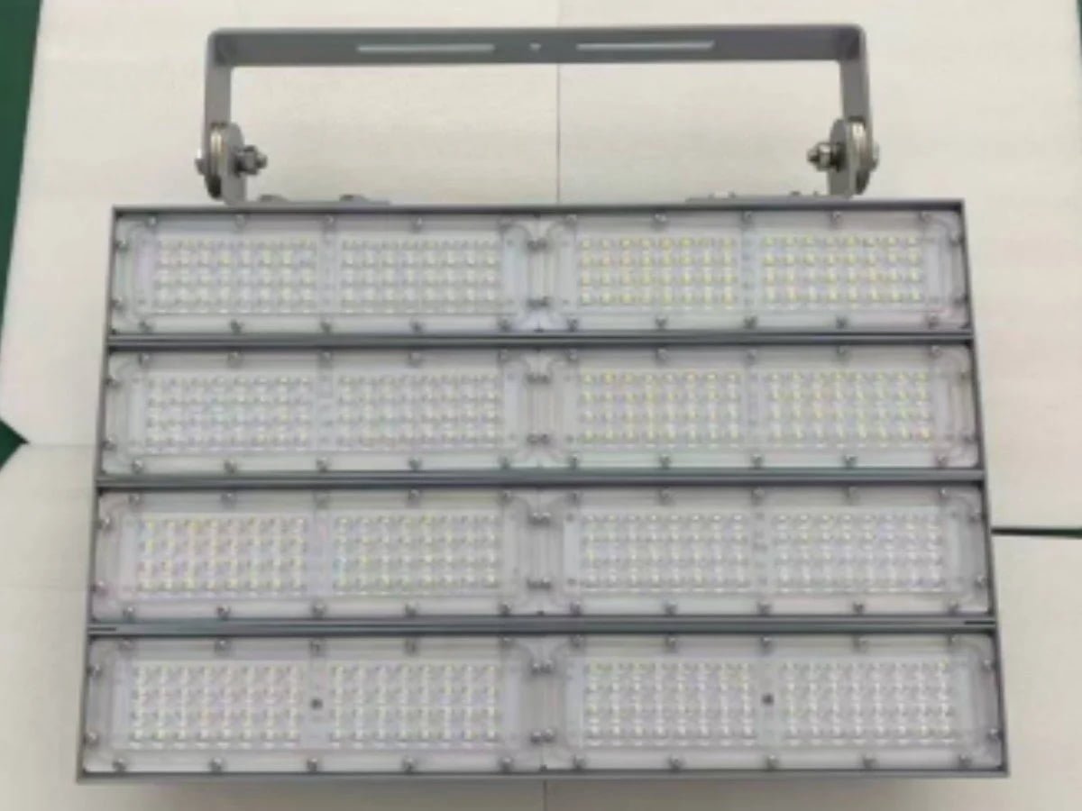 LED lighting fixtures