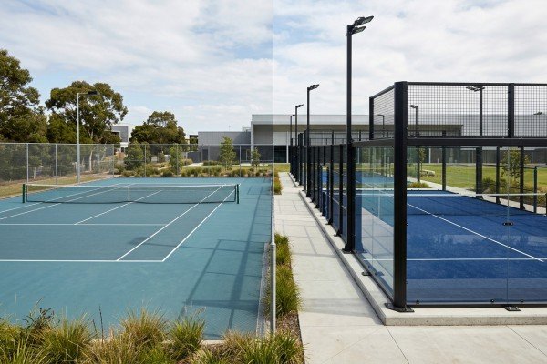Structural differences between tennis courts and complete padel court systems